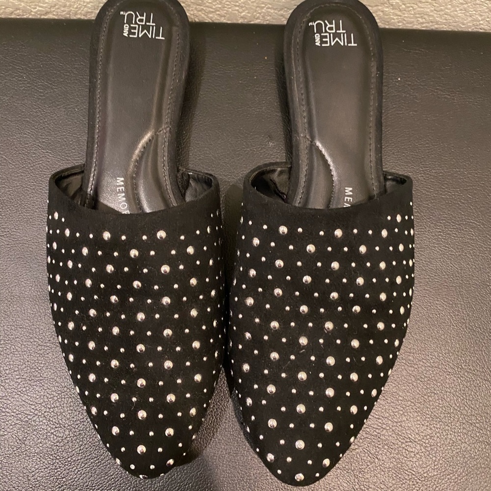 🌷 3/$15 Time & Tru Black Flats